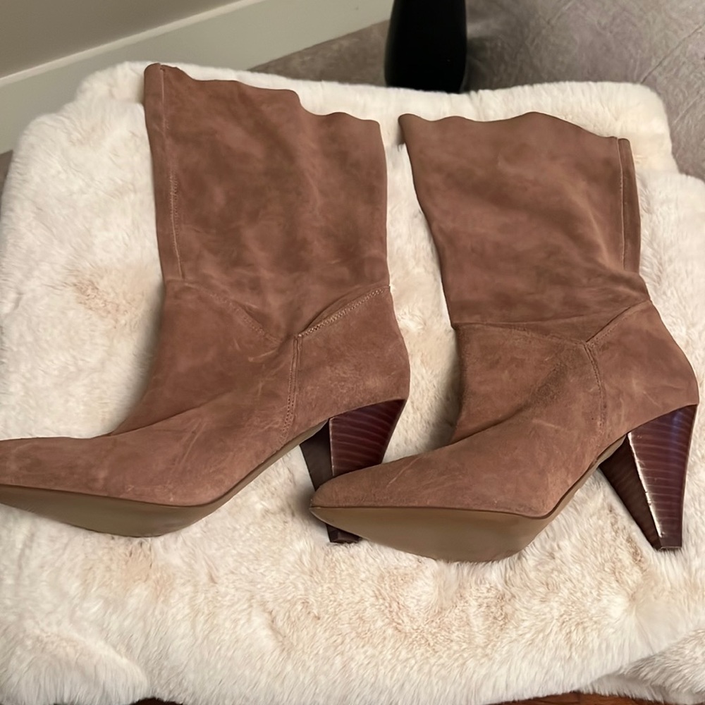 Suede steve madden boots